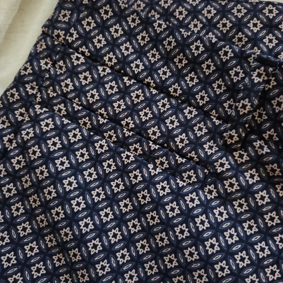 Carolina Belle Blue & White Skinny Pants – Women’s Size 12 – Chic Print – EUC - Picture 5 of 7